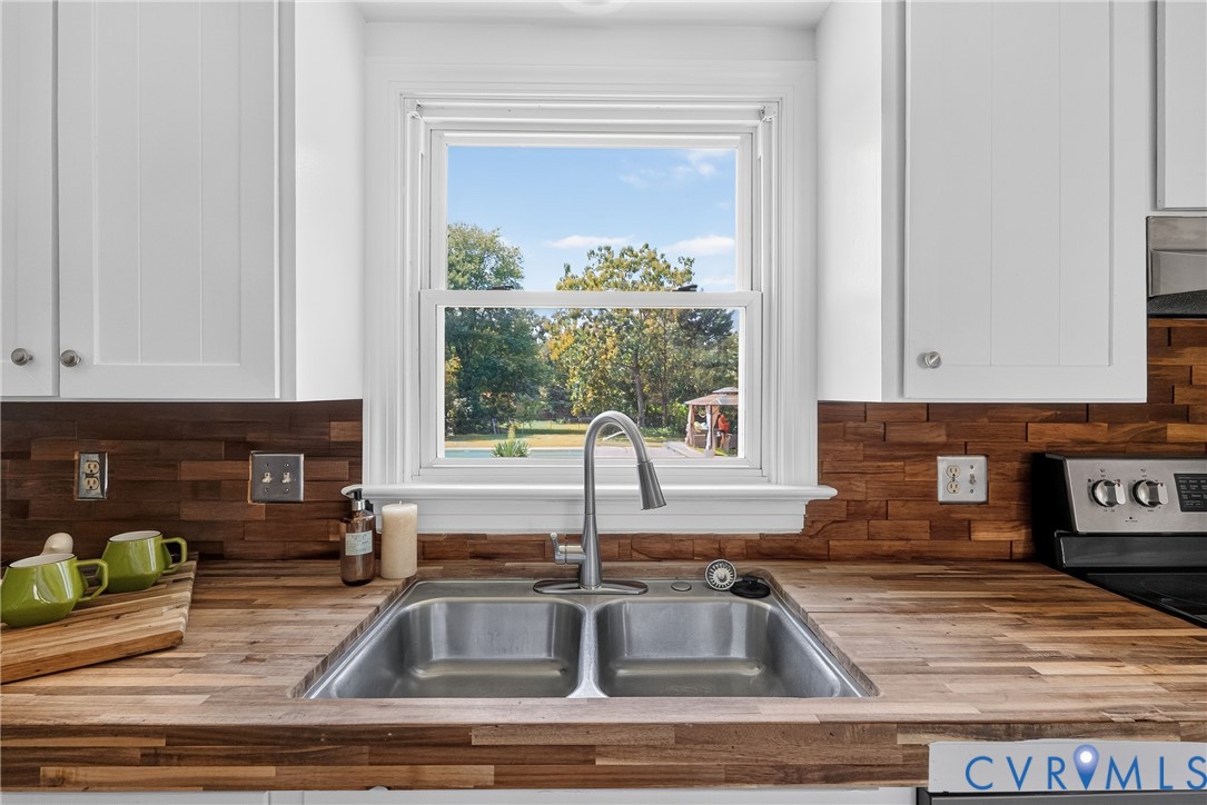 8148 Indian Springs Road, North Chesterfield, VA 23237