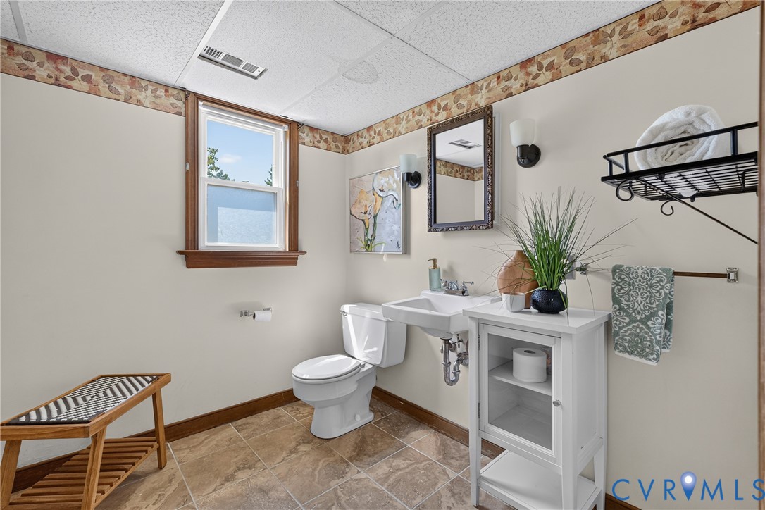 8148 Indian Springs Road, North Chesterfield, VA 23237