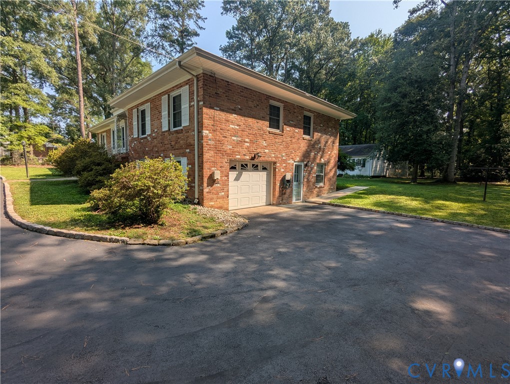 10409 Old Courtney Road, Glen Allen, VA 23060