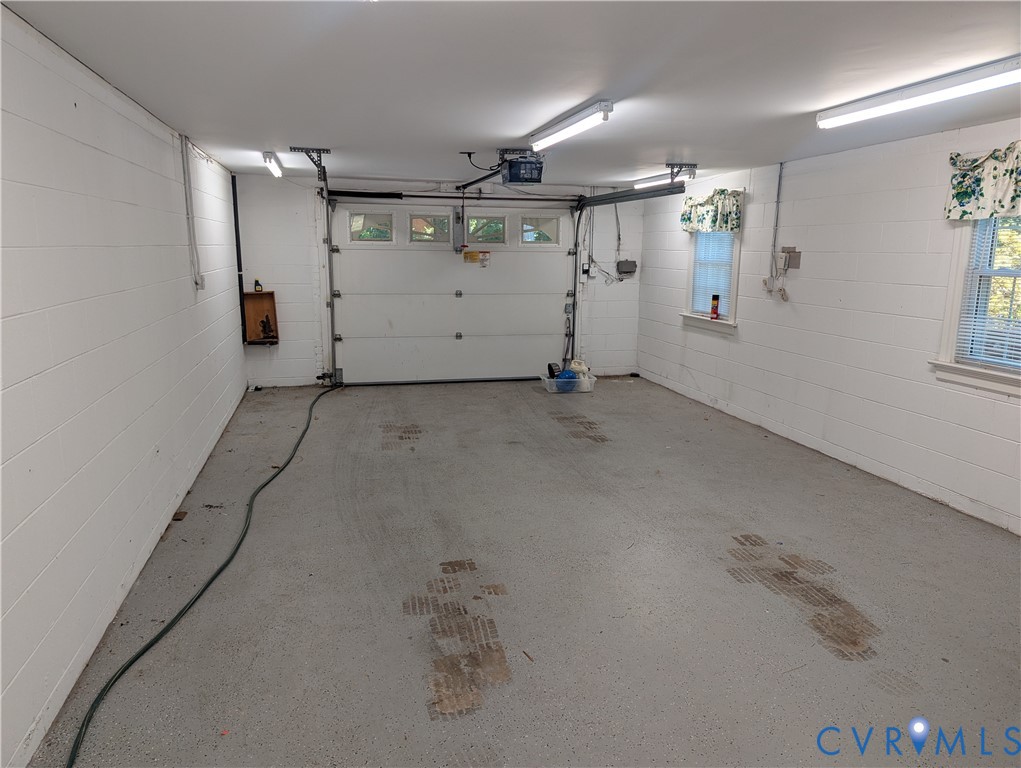 10409 Old Courtney Road, Glen Allen, VA 23060