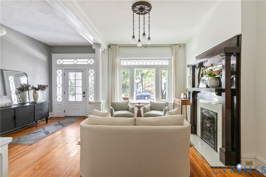 2907 W Grace Street, Monument Ave, Richmond, VA 23221