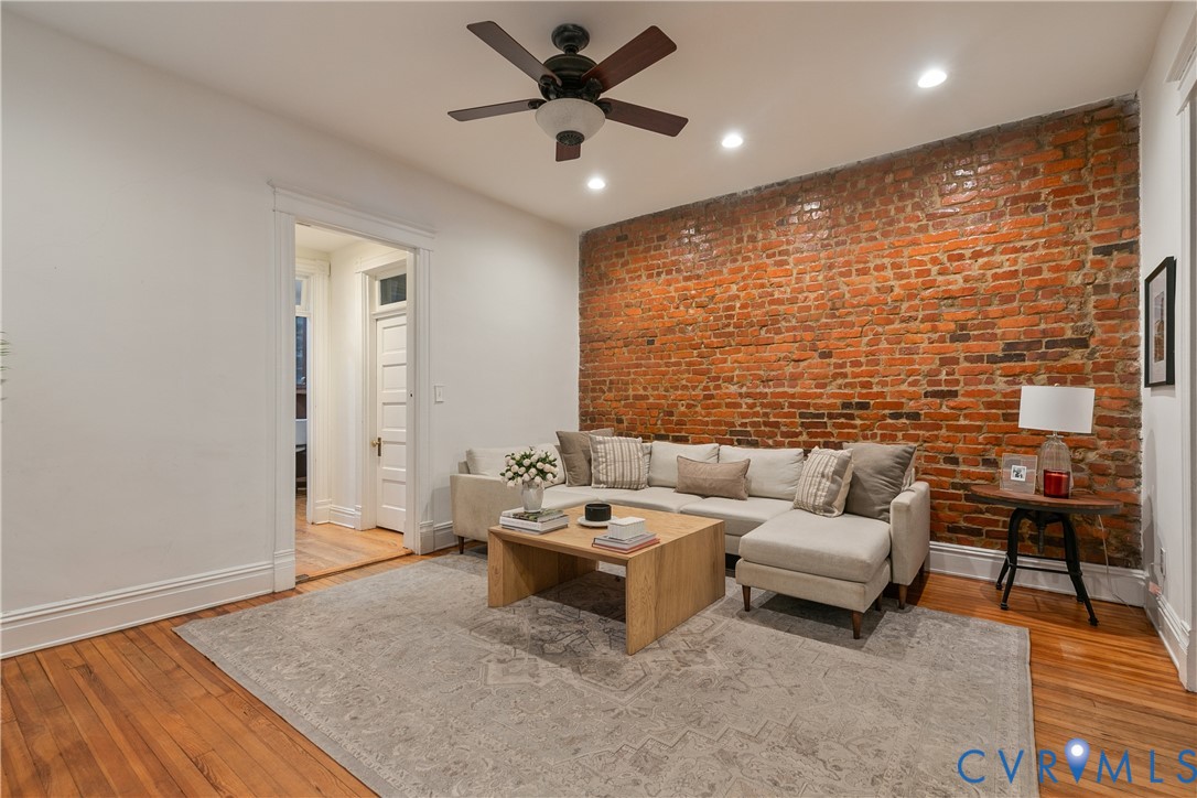 2907 W Grace Street, Monument Ave, Richmond, VA 23221