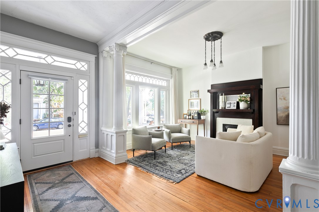 2907 W Grace Street, Monument Ave, Richmond, VA 23221