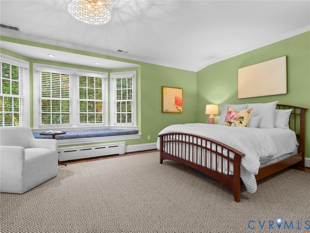 Large bedroom with reading alcove