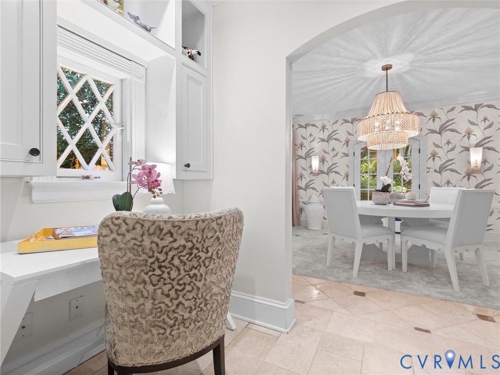 Desk nook with diamond pane window