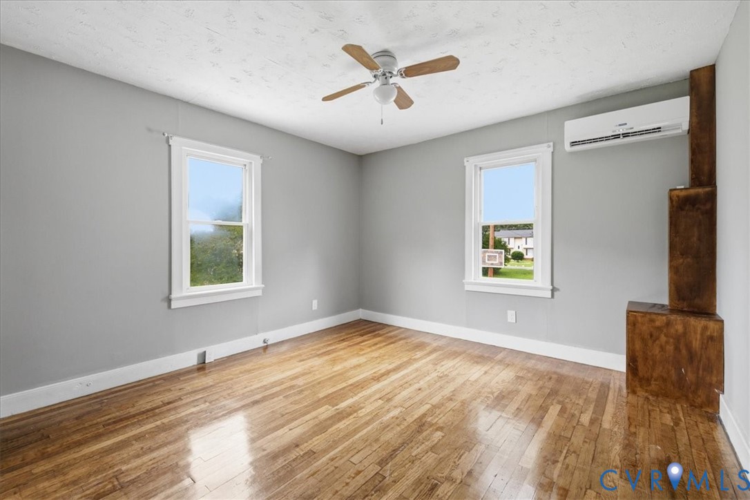 7232 Hopkins Road, North Chesterfield, VA 23237