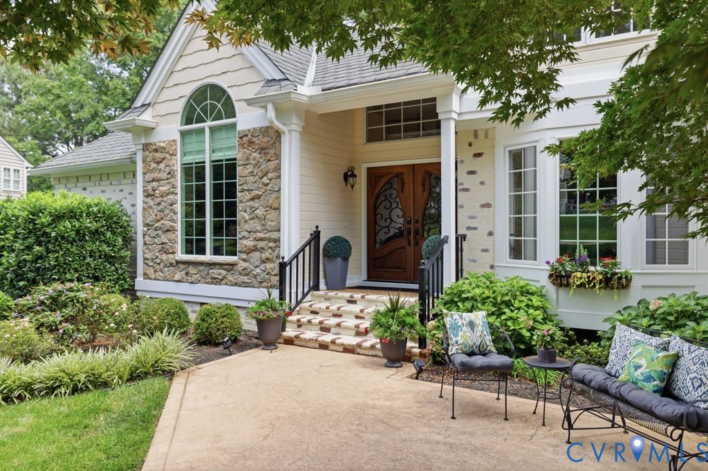 8809 Merseyside Lane, Chesterfield, VA 23832