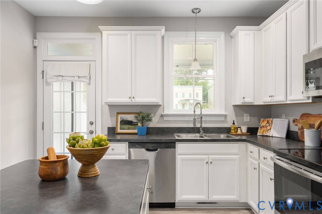 1205 W Leigh Street, Richmond, VA 23220