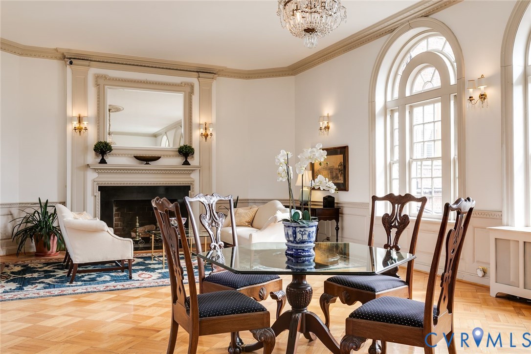 Palladian windows, chandeliers