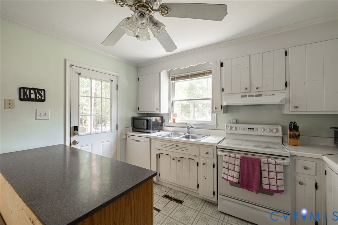 5424 Old Warson Drive, Chesterfield, VA 23237