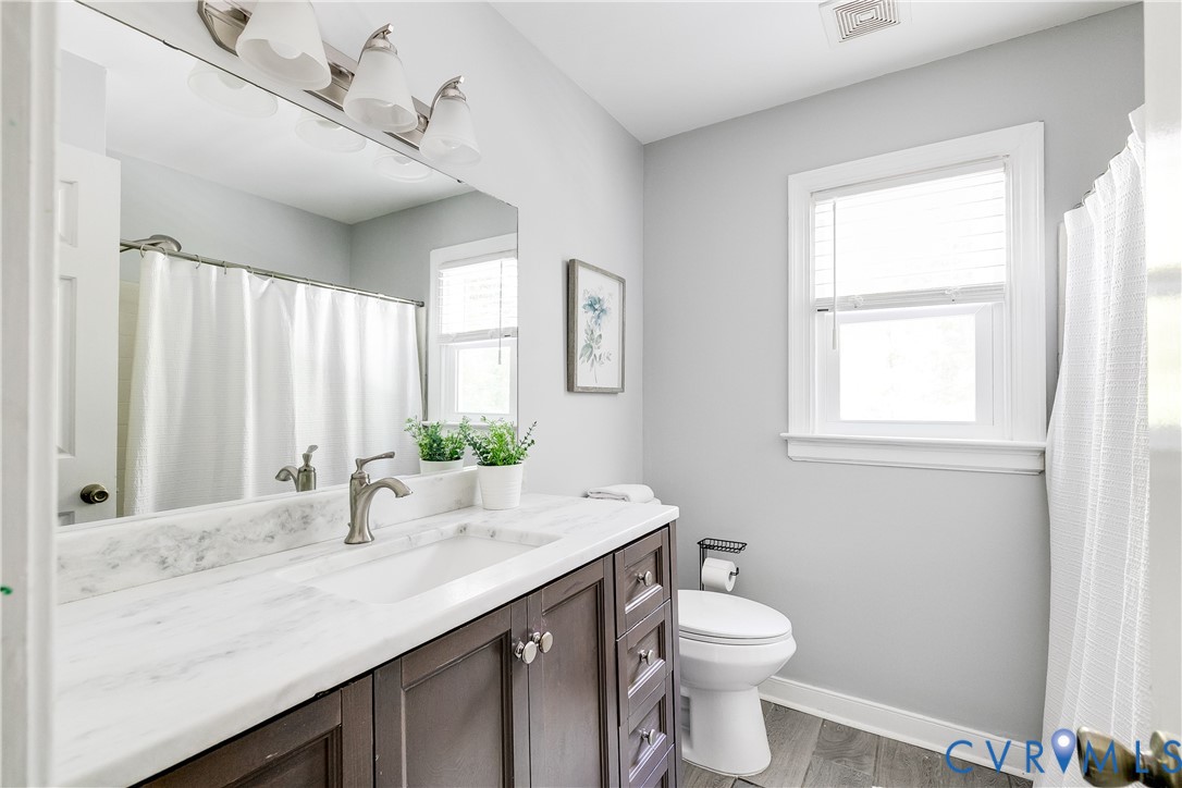 1107 Royal Ridge Road, Midlothian, VA 23114