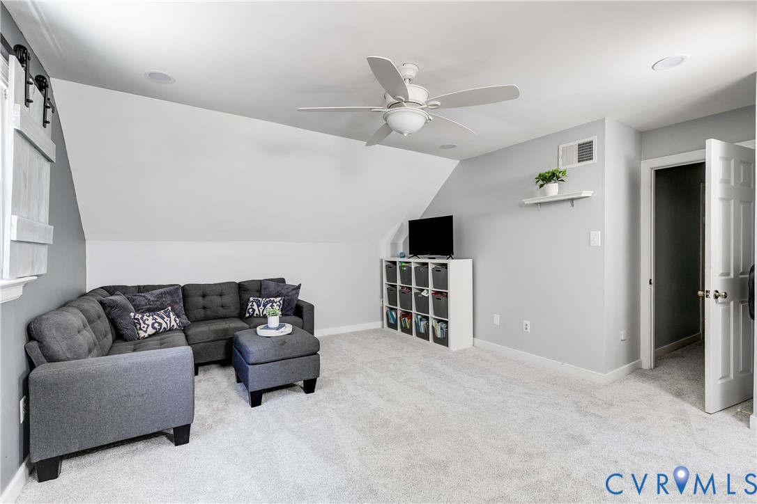1107 Royal Ridge Road, Midlothian, VA 23114