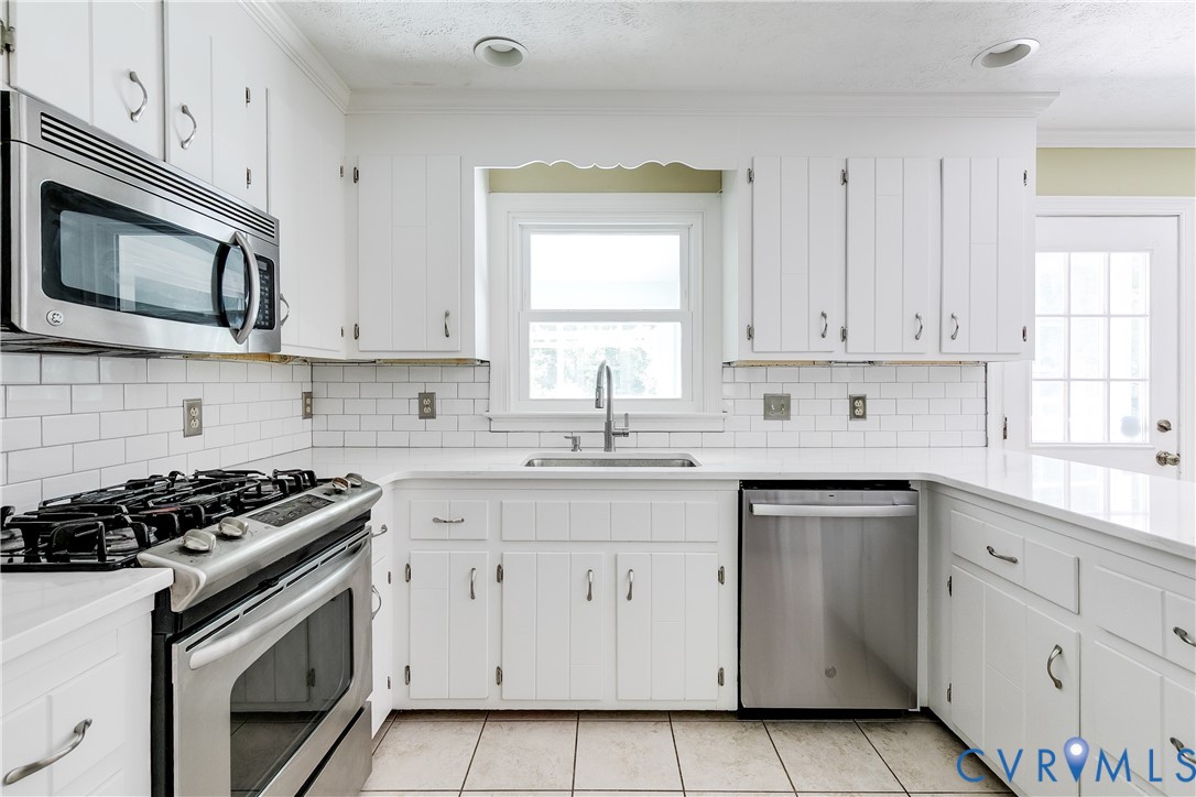 1107 Royal Ridge Road, Midlothian, VA 23114