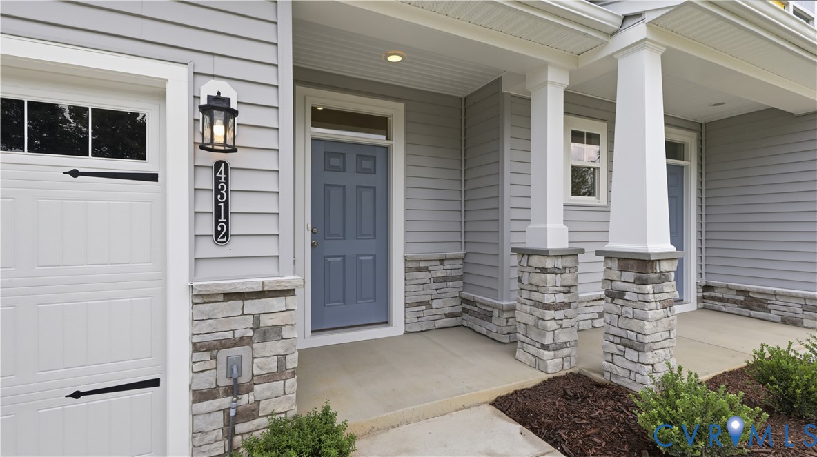 This home is MOVE-IN READY! The photo represents the actual home. This home is MOVE-IN READY! The photo represents the actual home.
