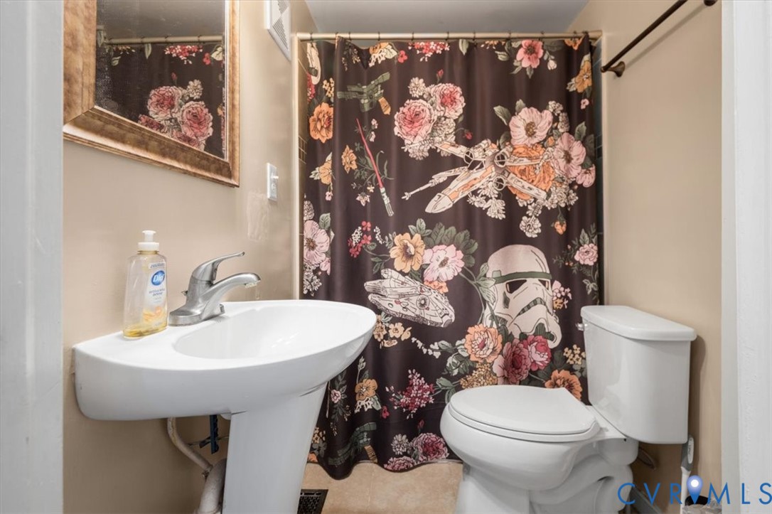 Vinyl Tub Shower Combo