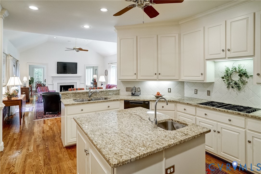 7 E Square Lane, Randolph Square, Richmond, VA 23238