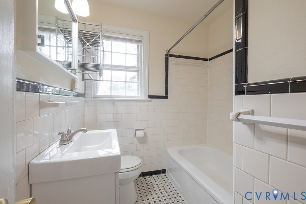 9000 Sparrow Drive, Henrico, VA 23229
