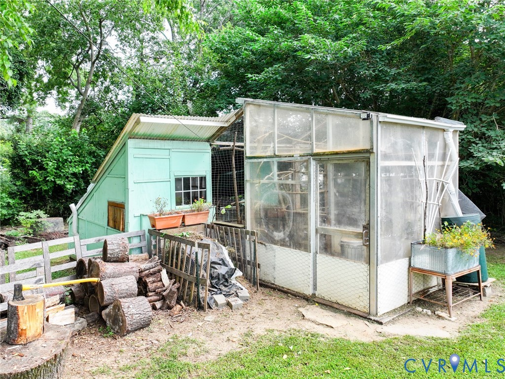 chicken coop