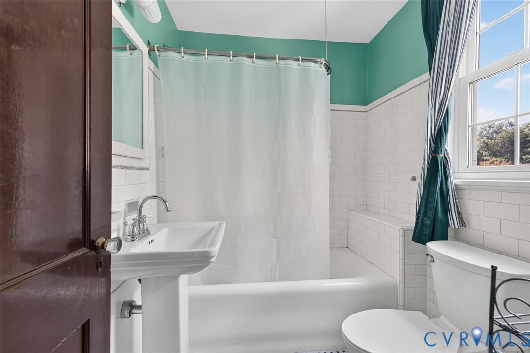 5512 Hawthorne Avenue, Richmond, VA 23227