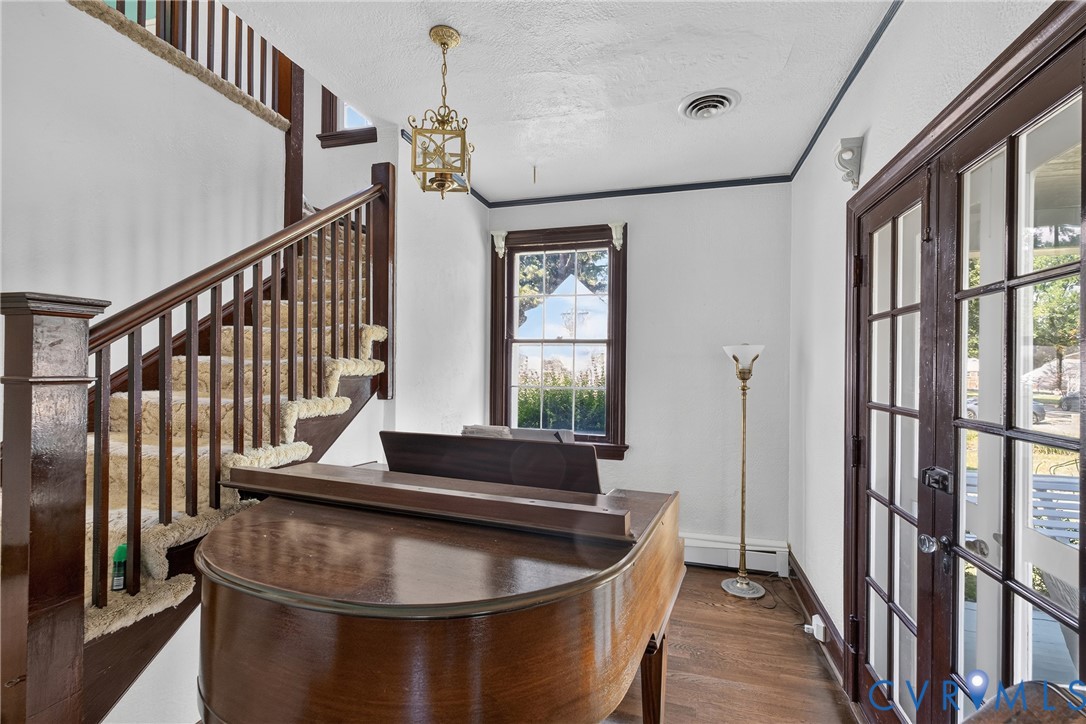5512 Hawthorne Avenue, Richmond, VA 23227