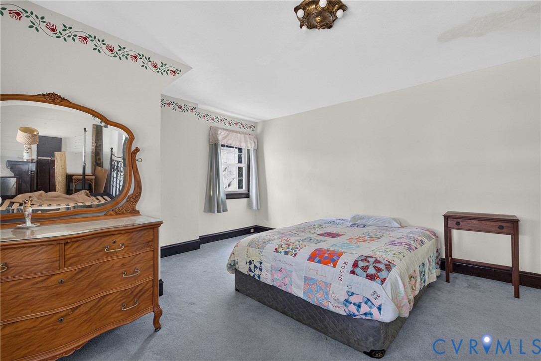 5512 Hawthorne Avenue, Richmond, VA 23227