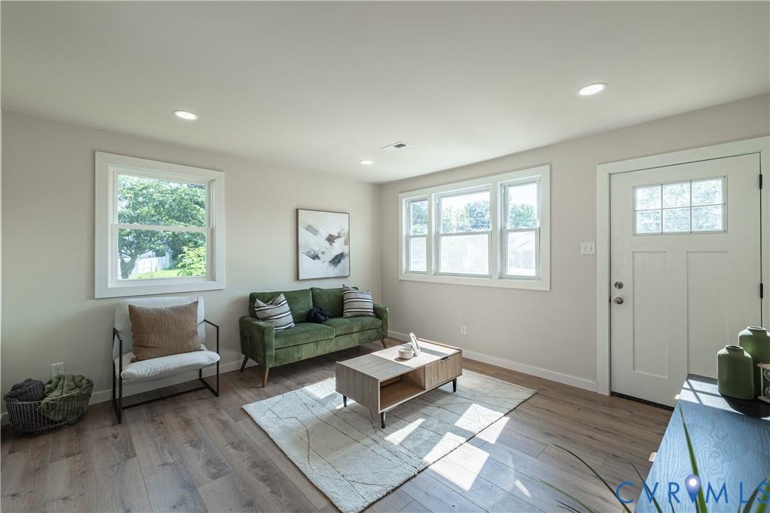 2201 Brockway Lane, Henrico, VA 23223 2201 Brockway Lane, Henrico, VA 23223