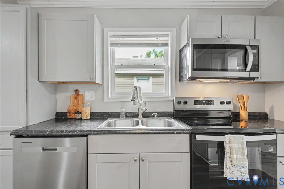 207 Kentucky Avenue, Petersburg, VA 23803