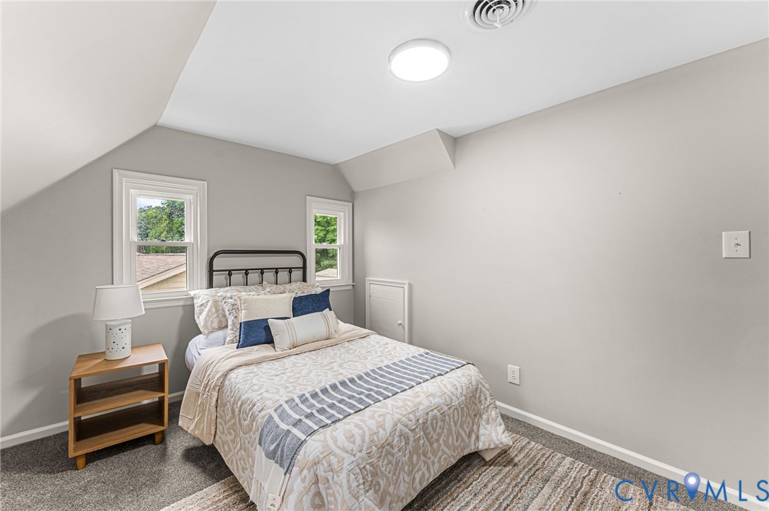 422 Nottingham Drive, Colonial Heights, VA 23834