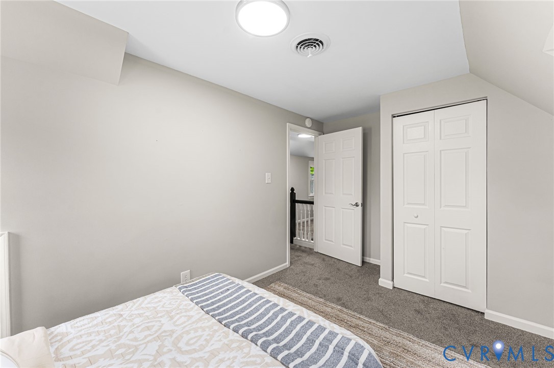 422 Nottingham Drive, Colonial Heights, VA 23834