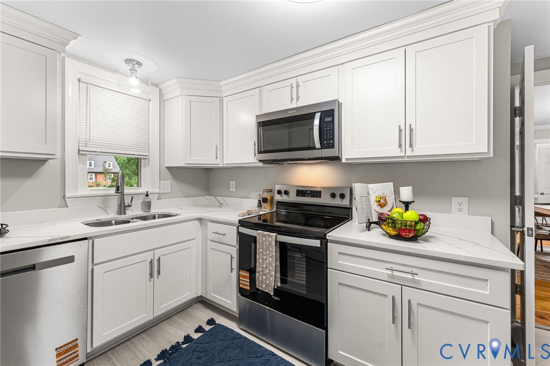 422 Nottingham Drive, Colonial Heights, VA 23834 422 Nottingham Drive, Colonial Heights, VA 23834