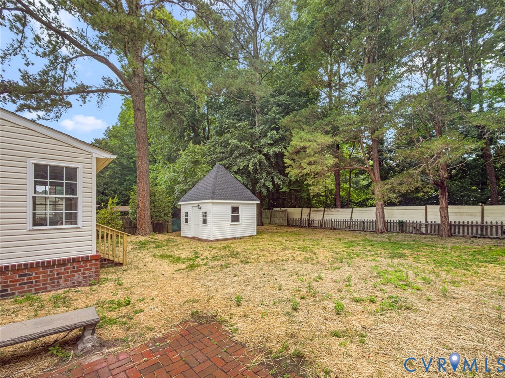 422 Nottingham Drive, Colonial Heights, VA 23834