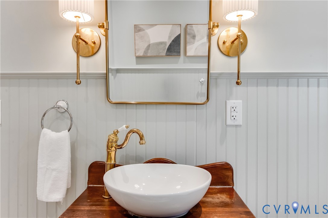 2709 Grayland Avenue, Richmond, VA 23220