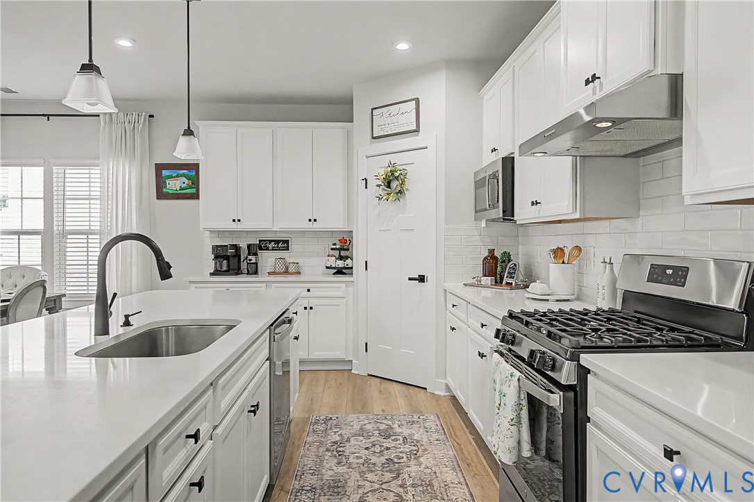 6266 Sheehan Crossing, Charleston Club, Moseley, VA 23120
