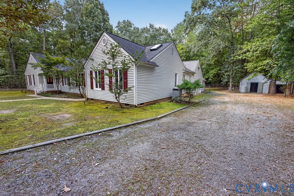 1635 King William Woods Road, Powhatan, VA 23113