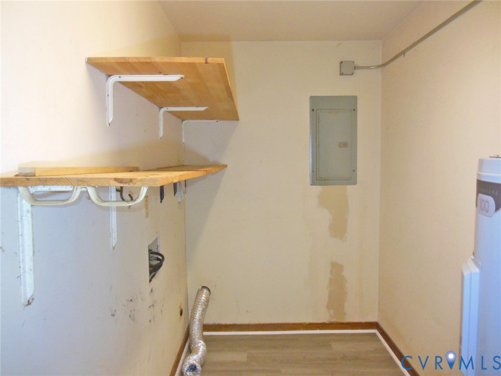 13306 Evelyn Drive, Chester, VA 23831