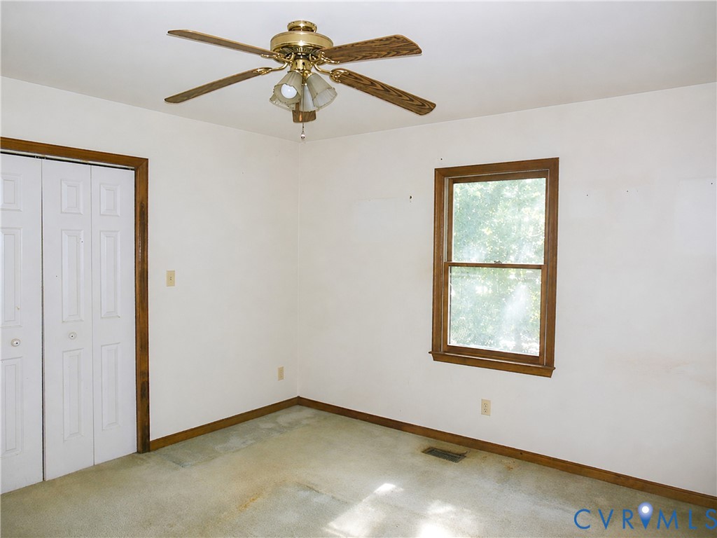13306 Evelyn Drive, Chester, VA 23831