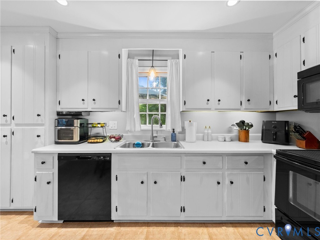8212 Stone River Court, Chesterfield, VA 23235