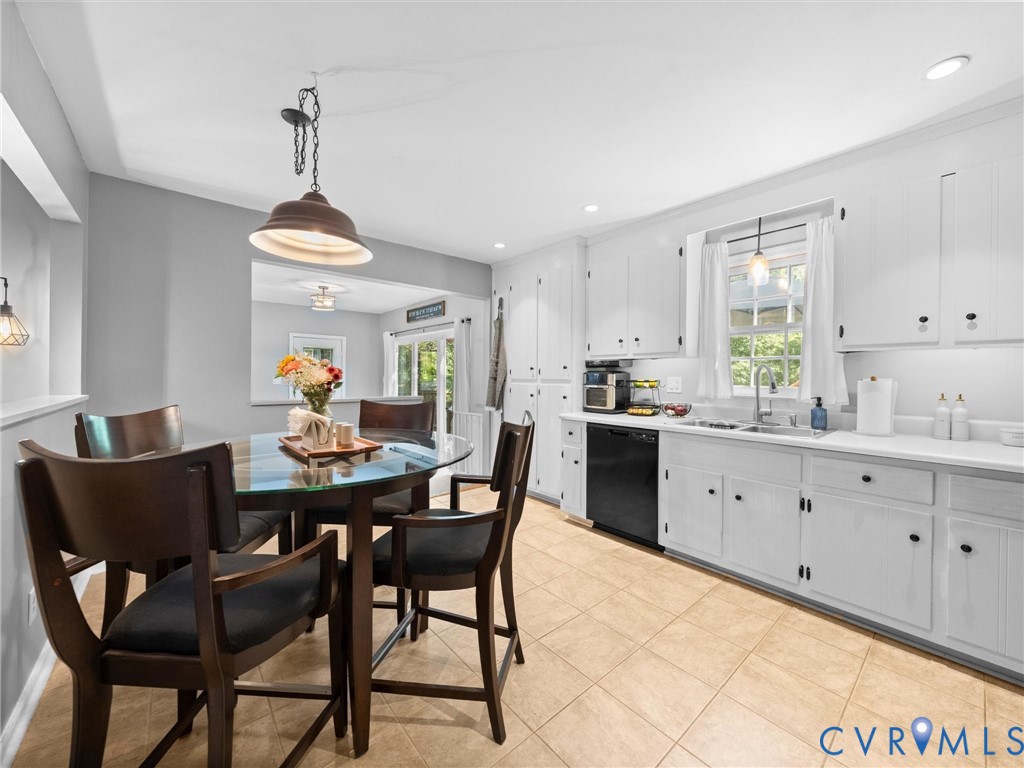 8212 Stone River Court, Chesterfield, VA 23235