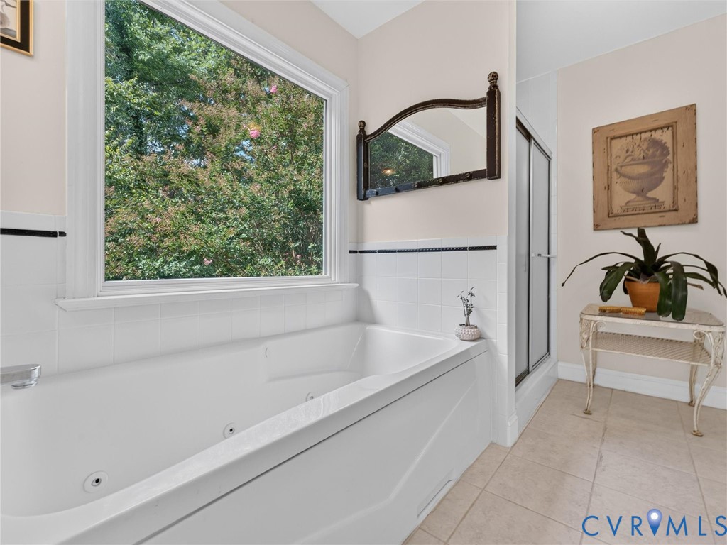 Jetted tub & separate tiled shower