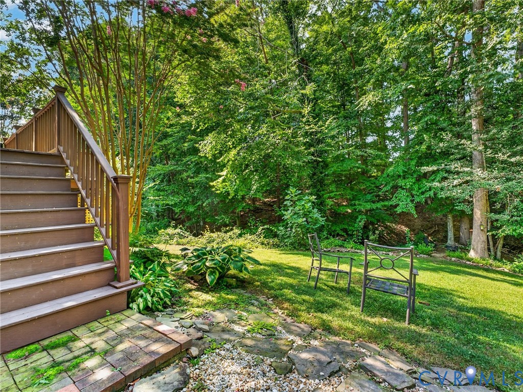 Trees in the rear of the property provide lots of privacy!
