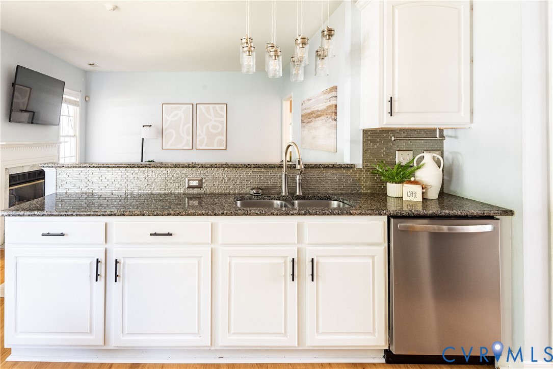 16100 Hampton Summit Drive, Chesterfield, VA 23832