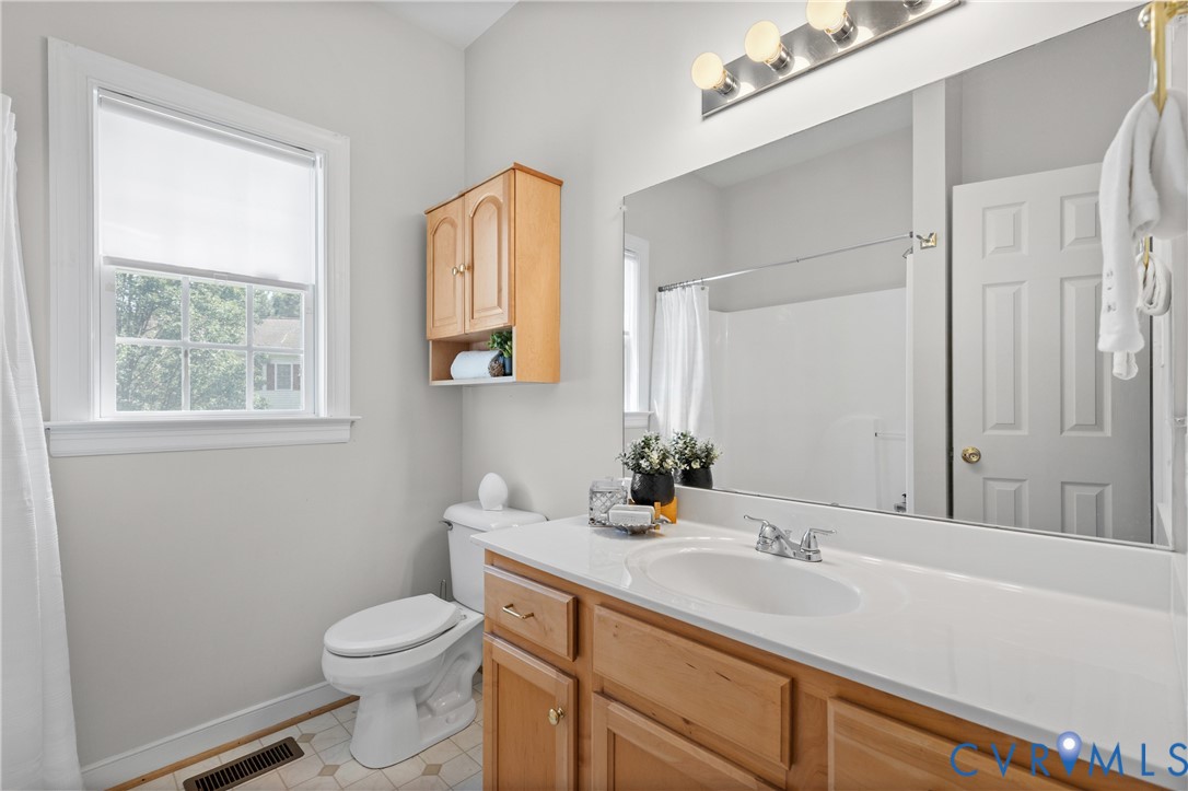 11124 Sweetbay Arbor Place, Chester, VA 23831