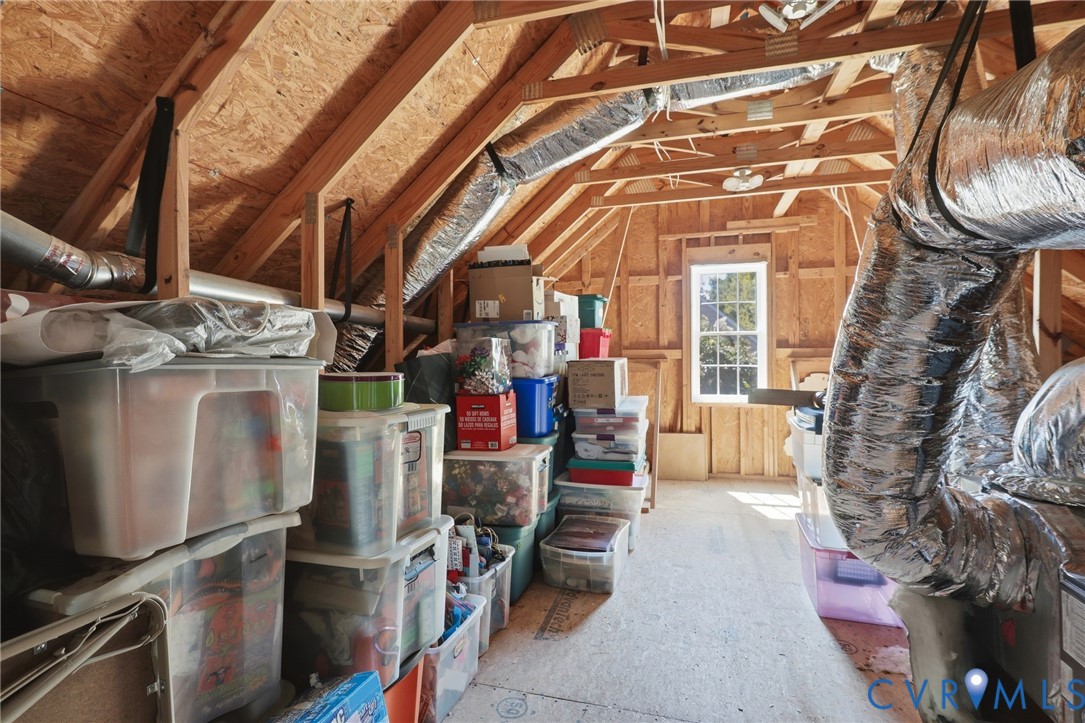 Large walk in access for all your storage needs