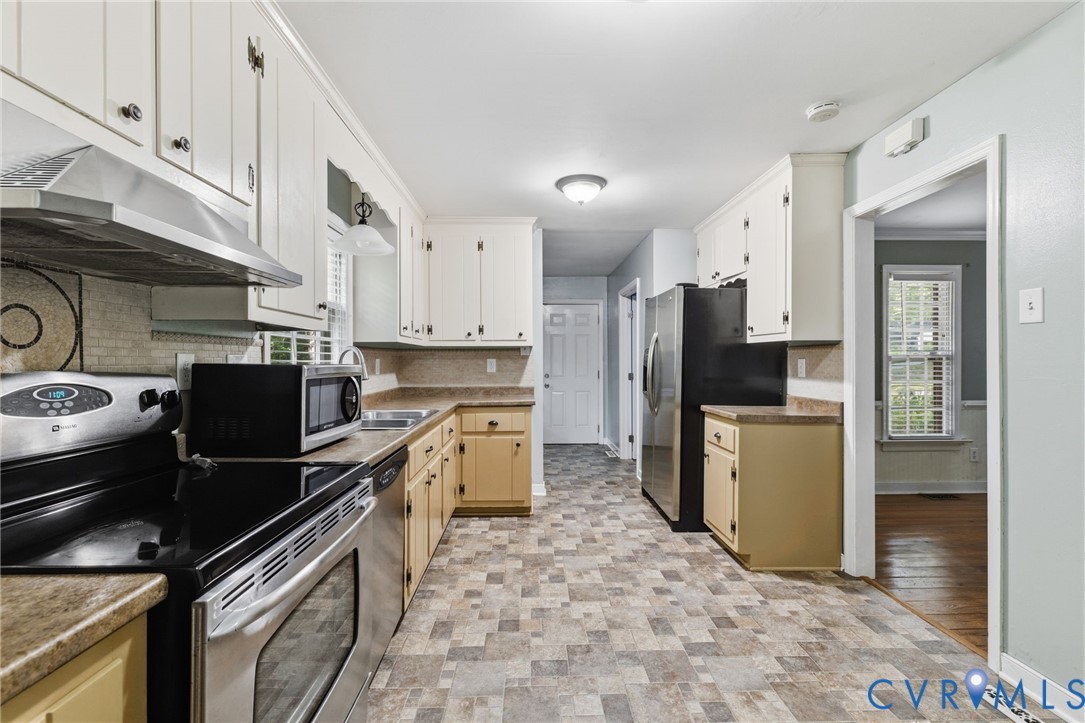 4504 Heritage Woods Ridge, Midlothian, VA 23112 4504 Heritage Woods Ridge, Midlothian, VA 23112