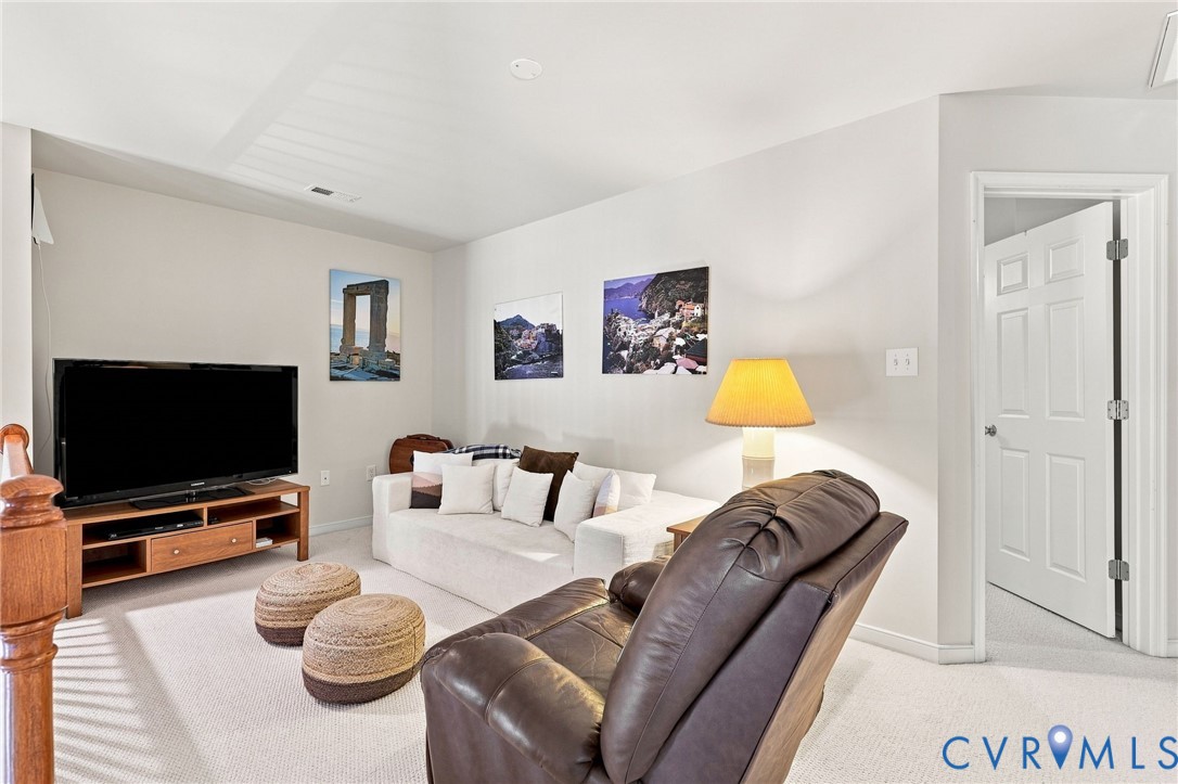 641 Abbey Village Circle, Midlothian, VA 23114