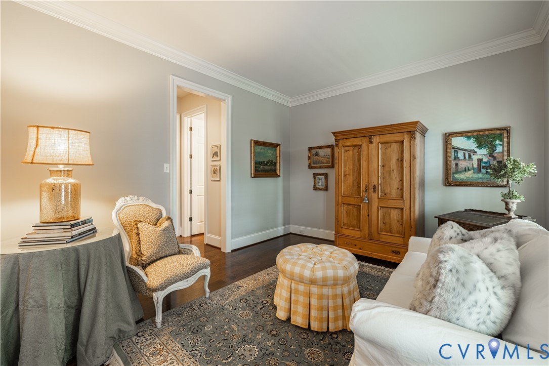 Crown Molding