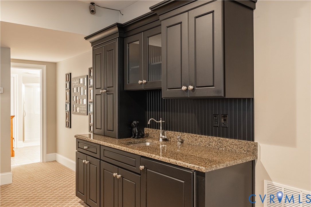 Rec Rm wet Bar