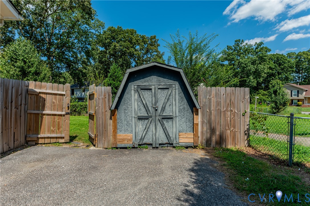 6004 Gatesgreen Drive, Chesterfield, VA 23832