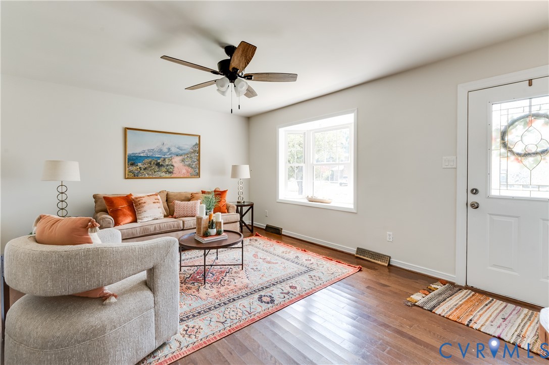 6004 Gatesgreen Drive, Chesterfield, VA 23832 6004 Gatesgreen Drive, Chesterfield, VA 23832