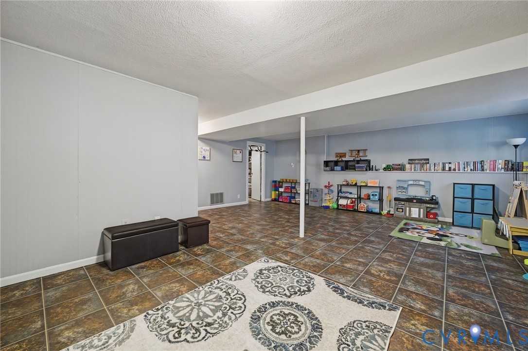 2709 Sutters Mill Court, Midlothian, VA 23112